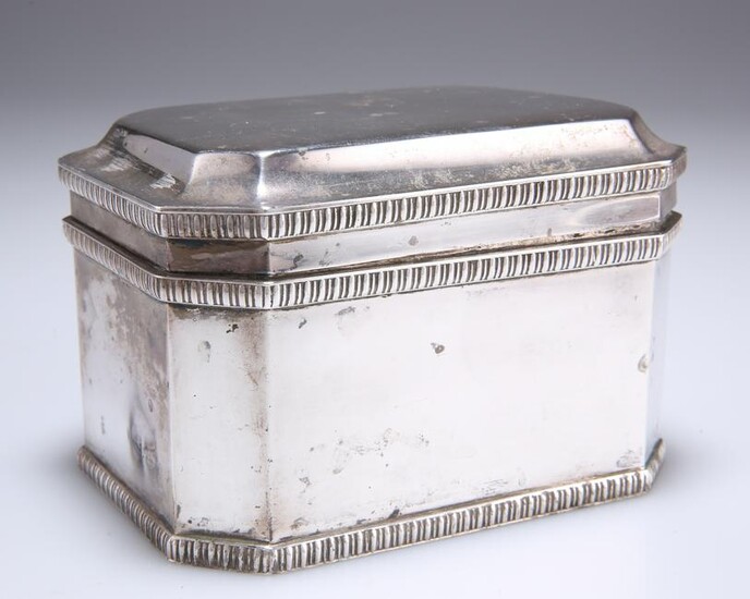 AN EDWARD VIII SILVER BISCUIT BOX, by William