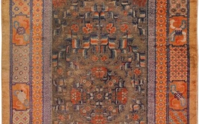ANTIQUE CHINESE SILK RUG. 9 ft x 6 ft (2.74 m x 1.83 m)