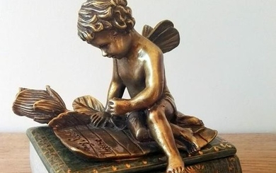 Amazing romantic bronze cherub trinket box (wedding