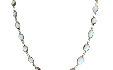 An aquamarine set necklet