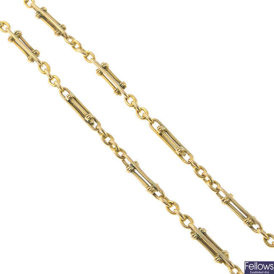 An early 20th century 18ct gold fancy-link necklace.