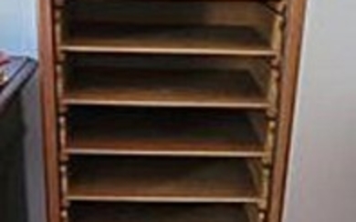 NOT SOLD. An oak wood filing cabinet. Early 20th century. H. 120 cm. W. 60 cm. D. 50 cm. – Bruun Rasmussen Auctioneers of Fine Art