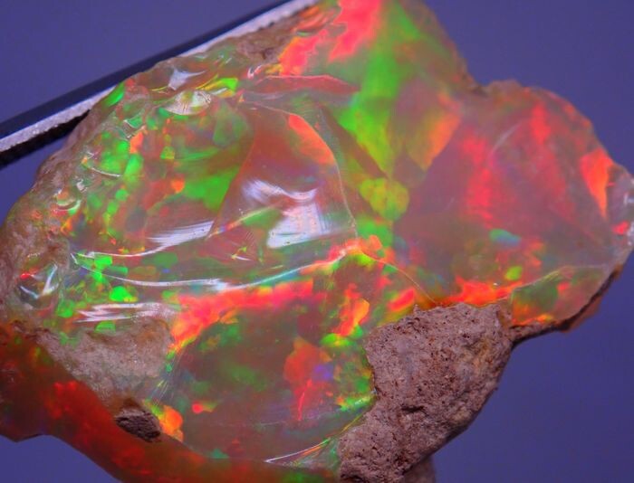 Beautiful A + Hydrophan Welo Opal Untreated 33.425ct - 31.59×27.89×13.09 mm - 6.685 g