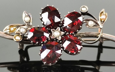 Brooch, silver 800, micro pearls, faceted garnets, silver 800, beginning of 20th century, total