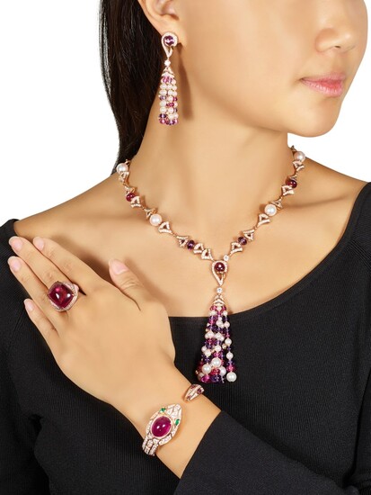 Bulgari | A Group of Gem Set, Cultured Pearl and Diamond Jewellery | 寶格麗 | 寶石 配 養殖珍珠 及 鑽石 首飾 一組