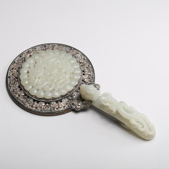 CHINESE WHITE JADE PLAQUE AND DRAGON BELT HOOK ON