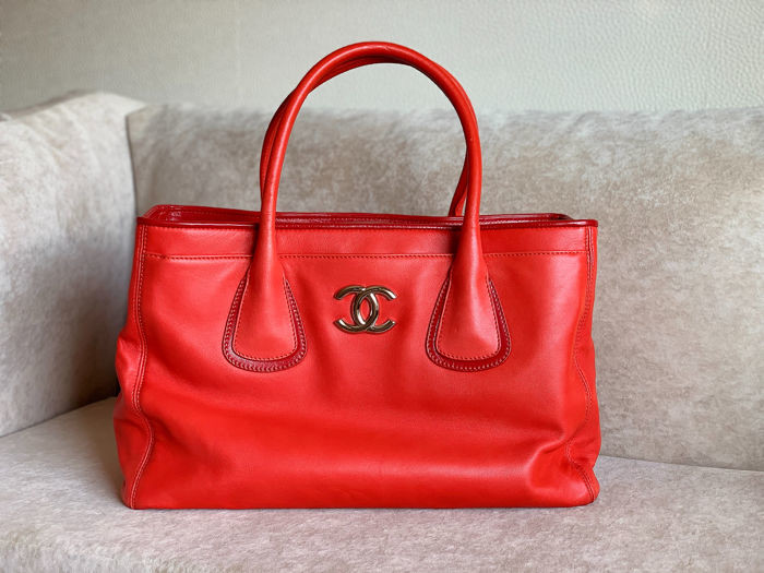Chanel Executive Tote Bag Grey Grainy Calfskin  ＬＯＶＥＬＯＴＳＬＵＸＵＲＹ