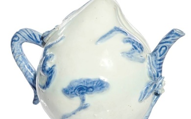 Chinese underglaze blue peach-shaped wine pot