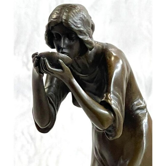 Classical Woman Bronze Sculpture