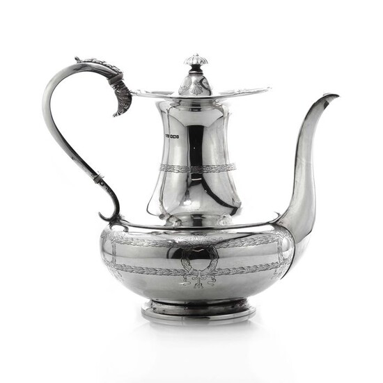 Coffee pot, Coffee pot of baluster form with engravings (1) - .925 silver - James Dixon & Sons - England - Early 20th century