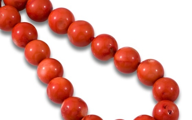 DYED CORAL NECKLACE