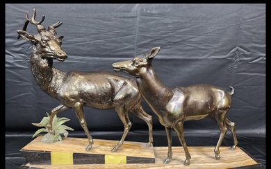 Decorative ornament - Art Deco Sculpture in Patinated Bronze and Italian Marble. Deer couple. - France
