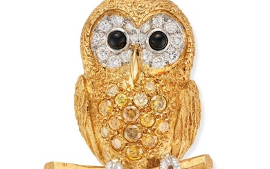 E WOLFE & CO., A YELLOW DIAMOND AND SAPPHIRE OWL BROOCH in 18ct yellow gold, designed as an owl