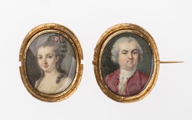 ECOLE FRANCAISE du XVIIIème siècle. Portrait d'homme en habit rouge et Portrait de femme aux...