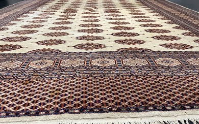 Edler Buchara - Carpet - 320 cm - 250 cm