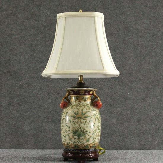 Fine Chinese Porcelain Urn with Plums Table Lamp