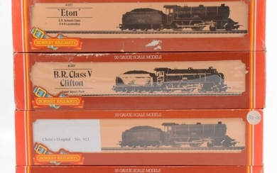 Four Hornby OO gauge model railway locomotives, R683, R817 (x2), R084