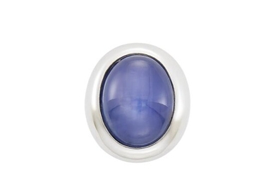 Gentleman's White Gold and Star Sapphire Gypsy Ring
