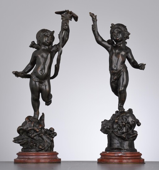 Georges De Kerveguen (?-1897), a pair of bronze putti, H 30,5 - 31 cm