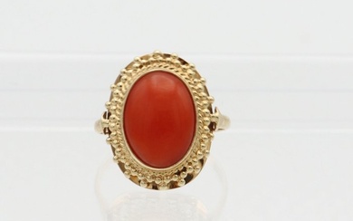 Gold vintage ring with red coral. <br> <br>Size: 15.8. <br>...