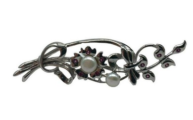 Gorgeous Sterling Silver Flower Brooch