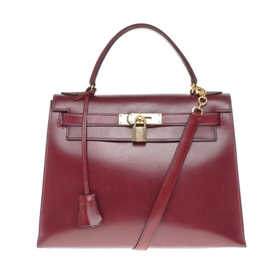 Hermès - Superbe Hermès Kelly 28 sellier avec bandoulière en cuir box rouge H, garniture en métal plaqué or Handbag