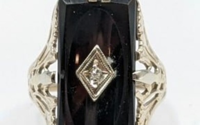 Ladies 14K White Gold Diamond & Onyx Filigree Ring
