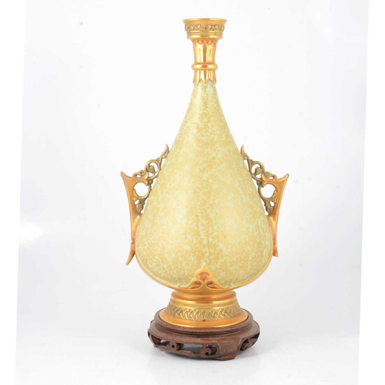 Large Royal Worcester vase.