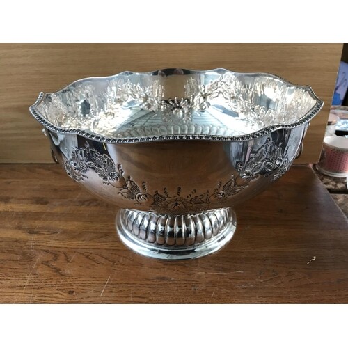Large Vintage Silver on Copper Fruit Bowl with Lion's Head H...