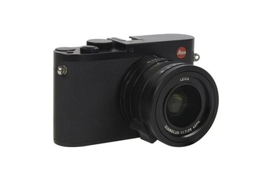 Leica Q Leica Summilux 1.7/28 mm ASPH. La compatta di