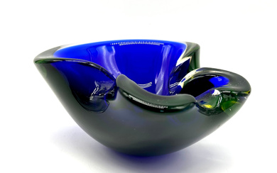 MURANO GLASS OF THE 70S: VINTAGE BOWL - BLUE/GREEN SHIMMERING FROM ITALY.
