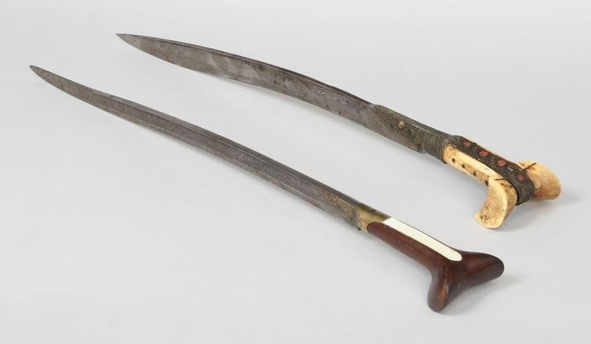 Middle Eastern Yataghan swords