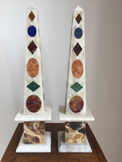 Pair of obelisks - Neoclassical - Lapis Lazuli, Malachite, Marble - Late 19th century