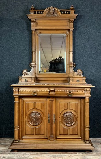 Psyche chest with troubadour bust - Renaissance Style - Walnut - Second half 19th century