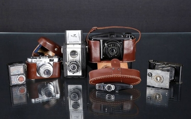 Set of 5 film cameras