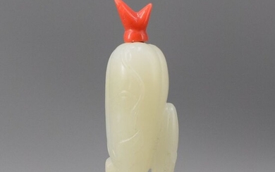 Snuff bottle (1) - Jade - A WHITE JADE ‘MELON’ SNUFF BOTTLE, MID-QING - China - 1780-1860