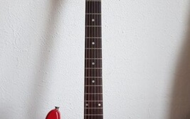 Squier - Stratocaster Fiesta Red - Electric guitar - South Korea - 1992