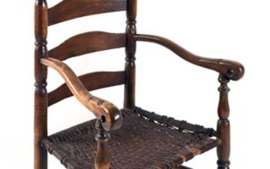LADDERBACK ARMCHAIR New England, 18th Century In maple...