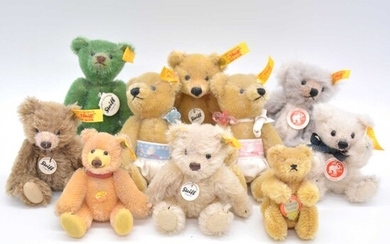 Ten Steiff Germany teddy bears