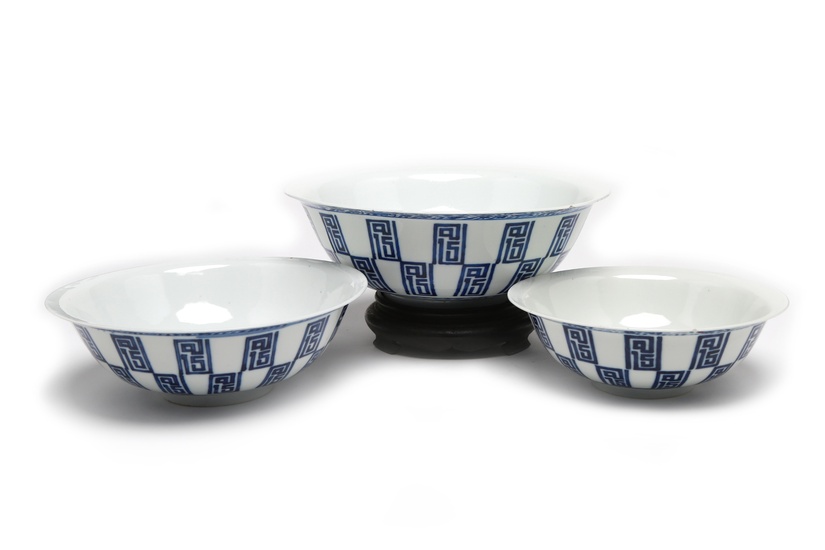 Three rare and fine blue and white porcelain bowls painted with the royal initials of King Rama V 'Jor Por Ror' in Yi Khat design, with an inscribed "Thai Minor Era 1250"