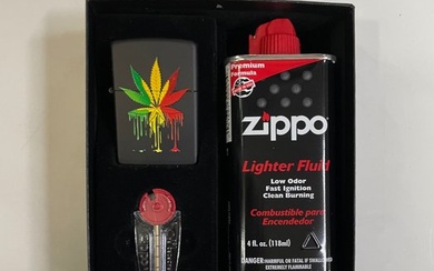 Zippo - Lighter - Iron (cast/wrought) - (1)