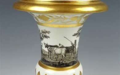 (-), porseleinen vaas met beschilderd decor van herder...
