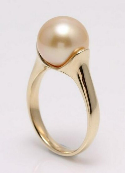 14 kt. Yellow Gold - 10x11mm Golden South Sea Pearl