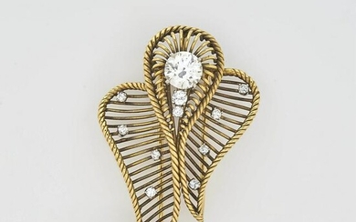 18K Gold & 2.25 ct Diamond Wire Work Leaf Pin