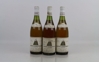 3 bouteilles de CORTON-CHARLEMAGNE Grand... - Lot 136 - Alexandre Landre Beaune