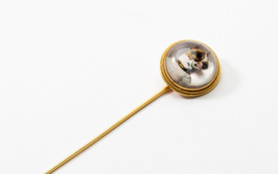 A 18 carat gold, rock crystal, intaglio pin