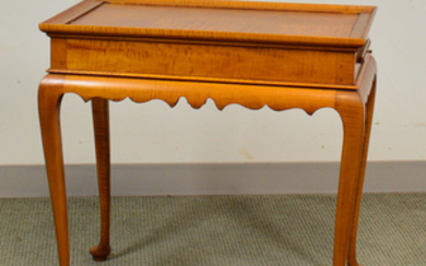 Eldred Wheeler Queen Anne-style Tiger Maple Tea Table