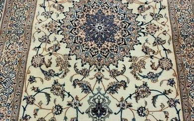 Fine Semi Antique Hand Woven Signed Habibian Persian