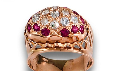 40's rose gold ring with ruby diamonds