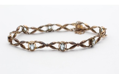 9ct Gold Aquamarine Set Bracelet (8.8g)